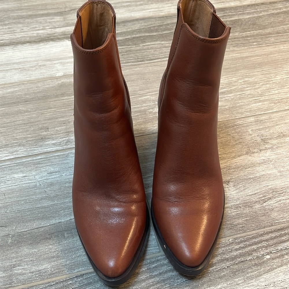 Madewell ankle boots size 8.